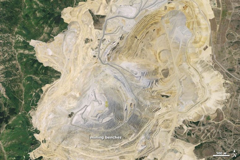 Deepest Open-Pit Mine In The World - The Bingham Canyon Mine, before the landslide