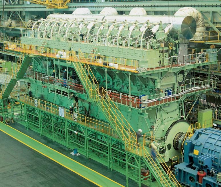 Wärtsilä-Sulzer RTA96-C - largest diesel engine and piston engine in the world.jpg.