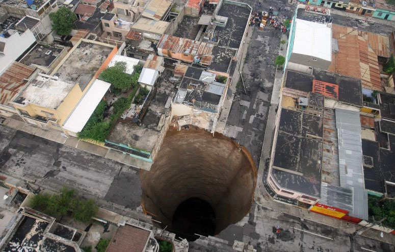 Sinkhole in Guatemala City 2010